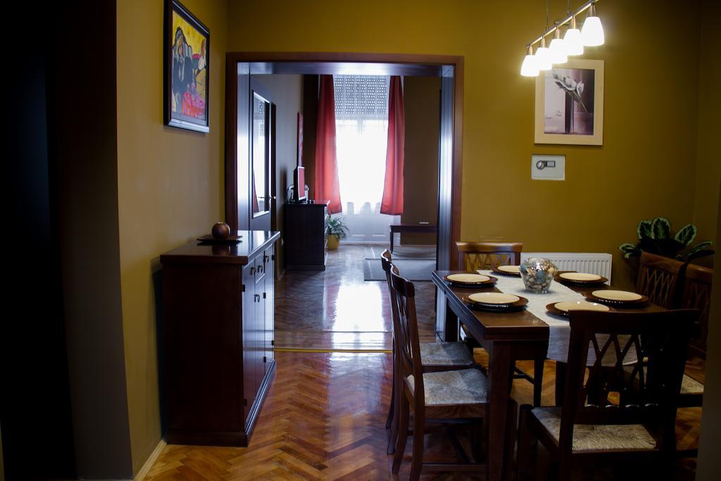 Hotel La Pergola&Prestige Panzió Kaposvár Habitación foto