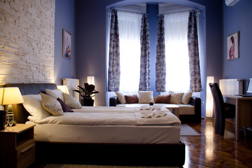Hotel La Pergola&Prestige Panzió Kaposvár Habitación foto